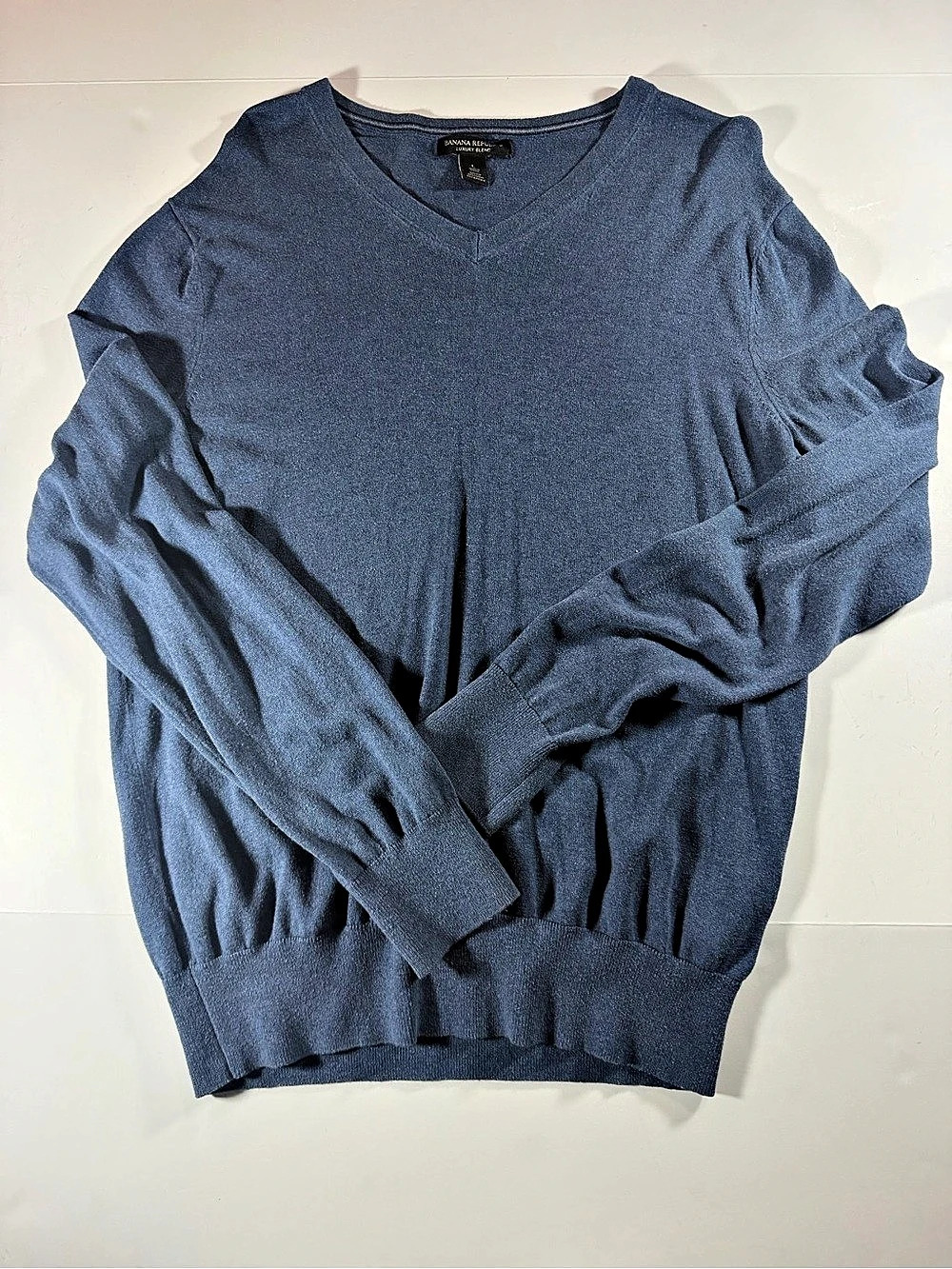 Banana Republic Luxury Blend Silk Cotton Cashmere V-Neck Sweater V-Neck Sweater